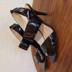 Michael Kors Womens Black patent leather SLINGBACK heels Sz.7